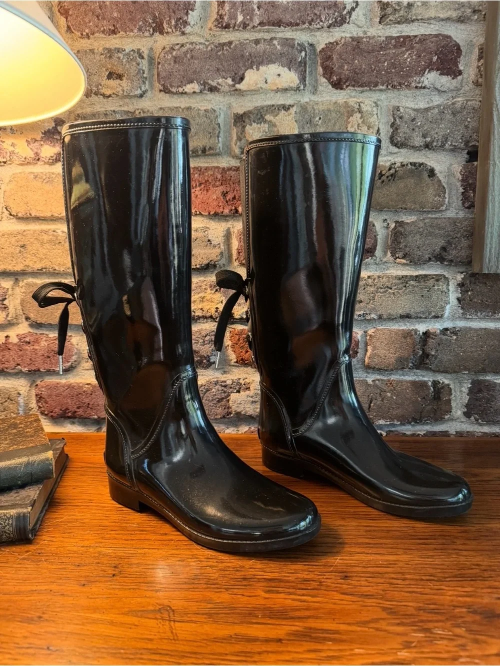MICHAEL Michael Kors Black Patent Back-Lace Rain Boots • Glossy Black • Size 7